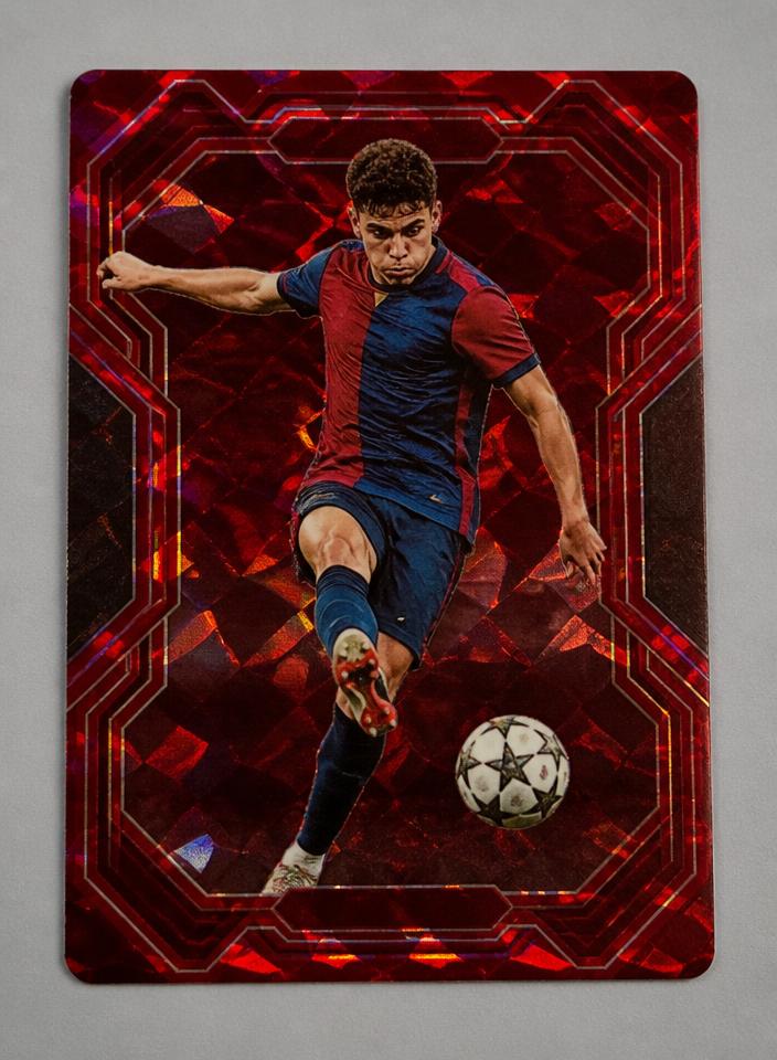 Carta de Kylian Mbappé — Gold Refractor /50
